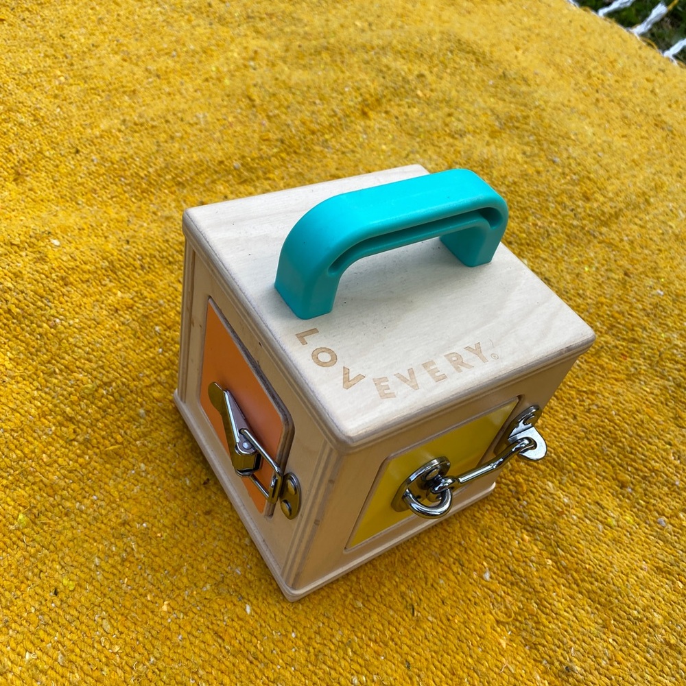 LOVEVERY wooden lockbox
